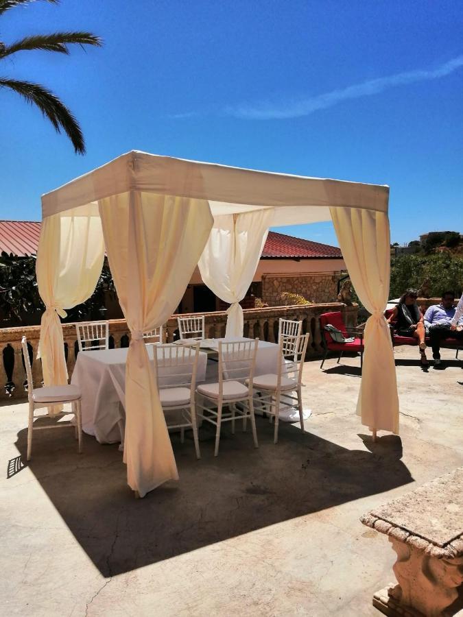 Casolare Del Toscano Country Rooms Caltagirone Exterior foto