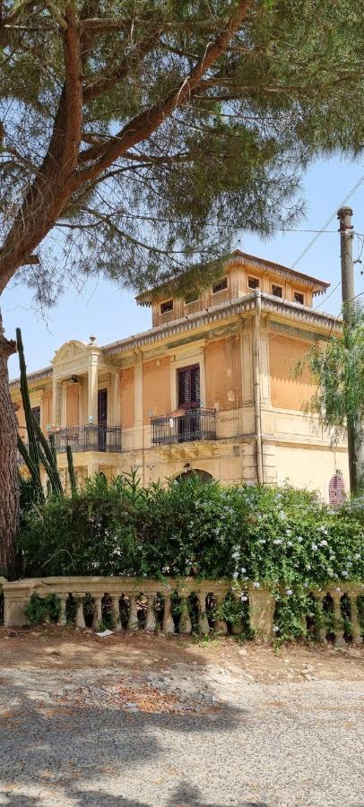 Casolare Del Toscano Country Rooms Caltagirone Exterior foto